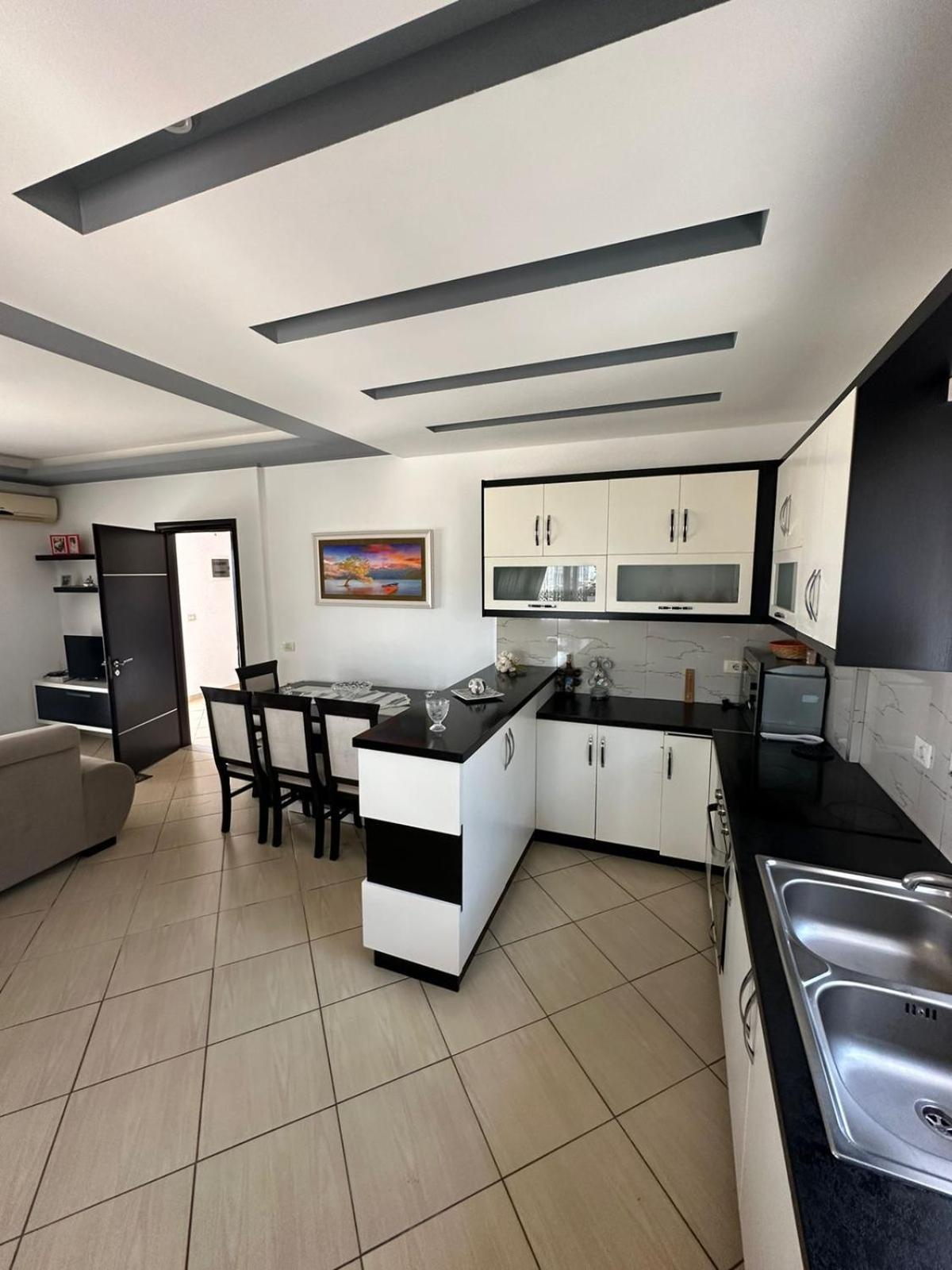 Apartments Berti Sarandë Eksteriør bilde