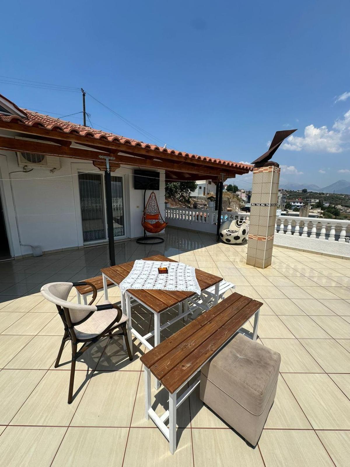 Apartments Berti Sarandë Eksteriør bilde